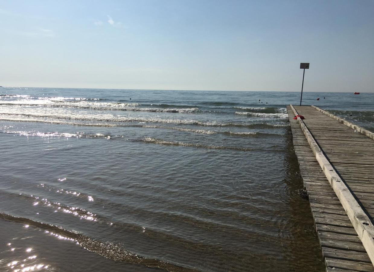 Nuovo e Centrale Appartamento 3-4 Persone Lido di Jesolo Esterno foto