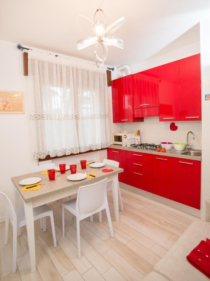 Nuovo e Centrale Appartamento 3-4 Persone Lido di Jesolo Esterno foto